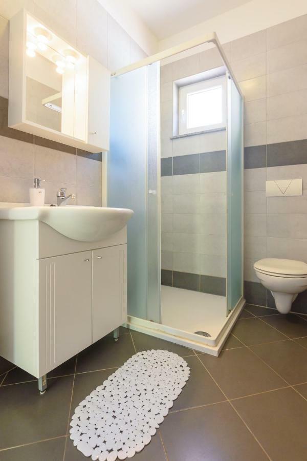 Very Special Apartment Pakostane